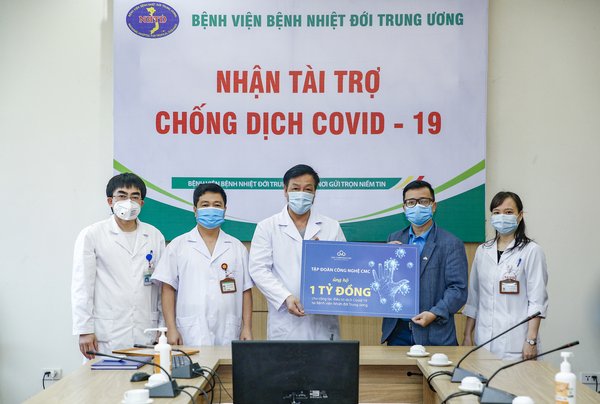 CMC-donates-3-million-vietnam-dong CMC Corporation donates 3 billion Vietnam dong to 3 hospitals treating COVID-19