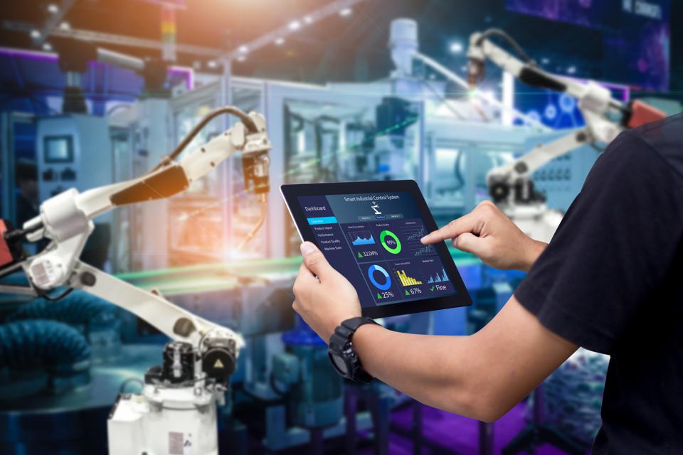 960x0 AI-adoption-for-manufacturing