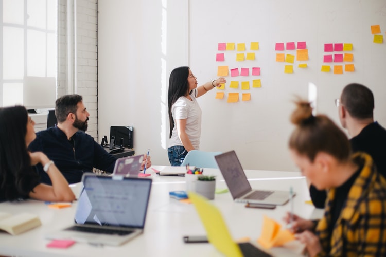 mobile app development outsourcing team
