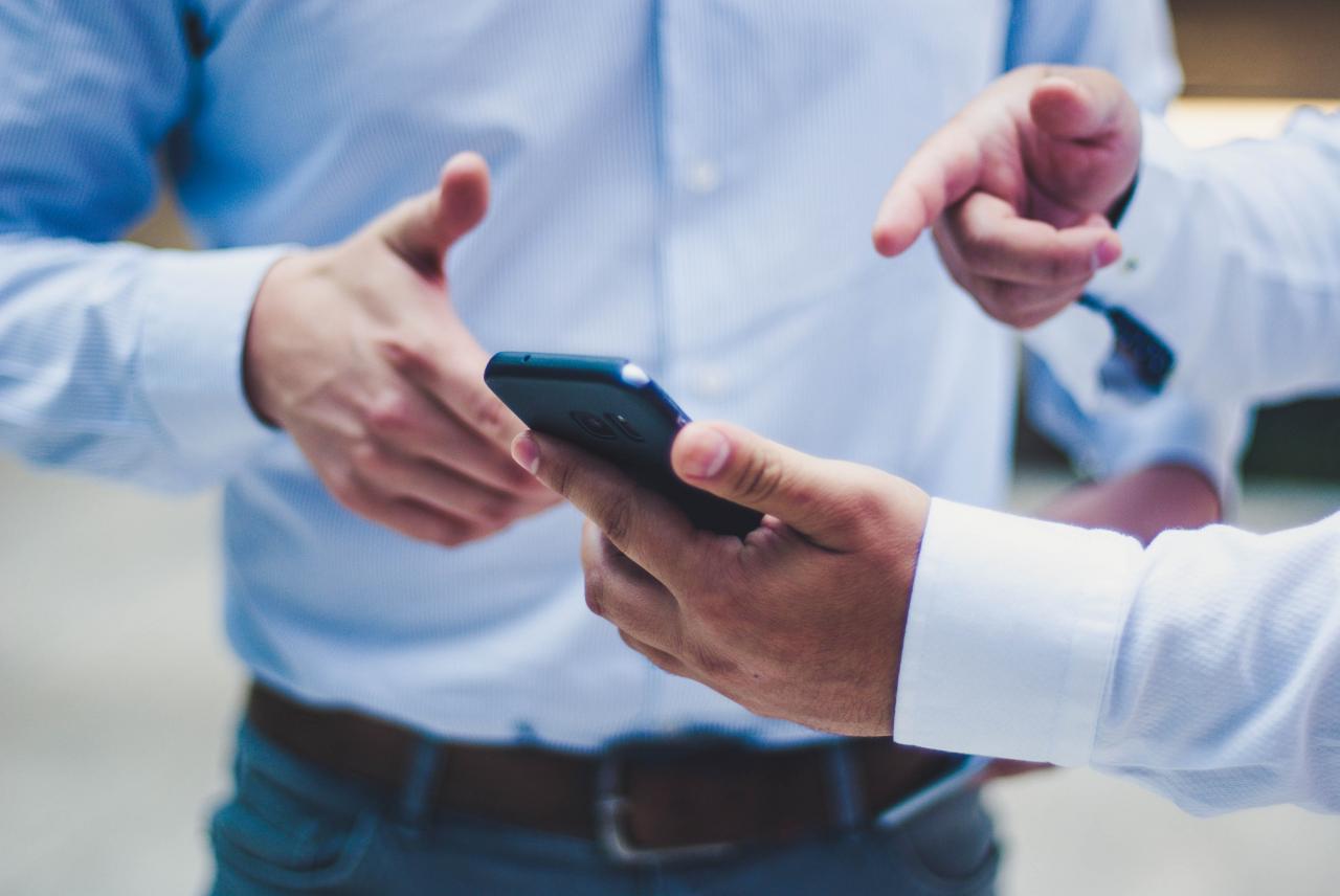 Enhance effective communication for better software team development